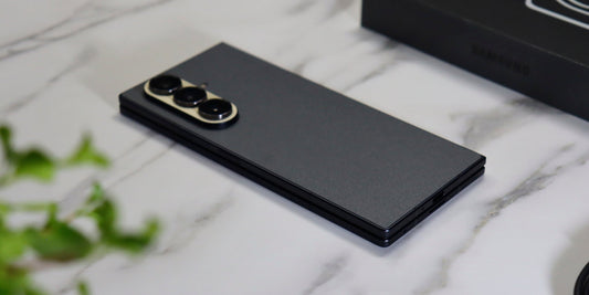 How to Apply a Phone Skin Without Bubbles | Easy Guide