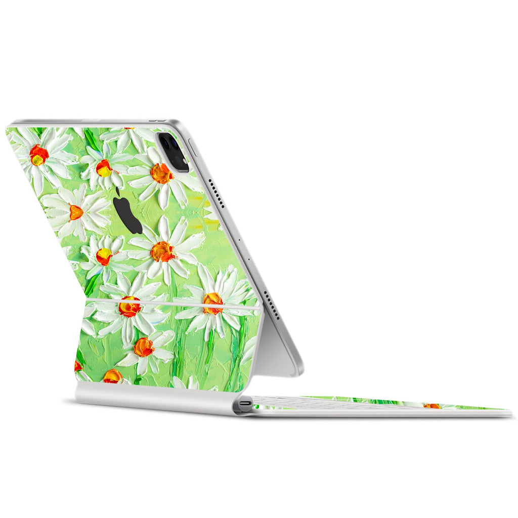 Apple iPad Pro Magic Keyboard 13" (M4) Art Daisy Field skins
